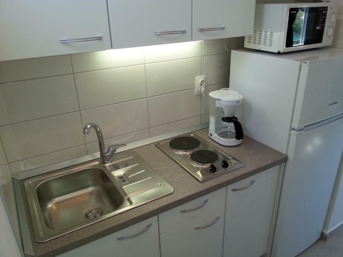 Studio Apartment Luce Marina Exterior photo